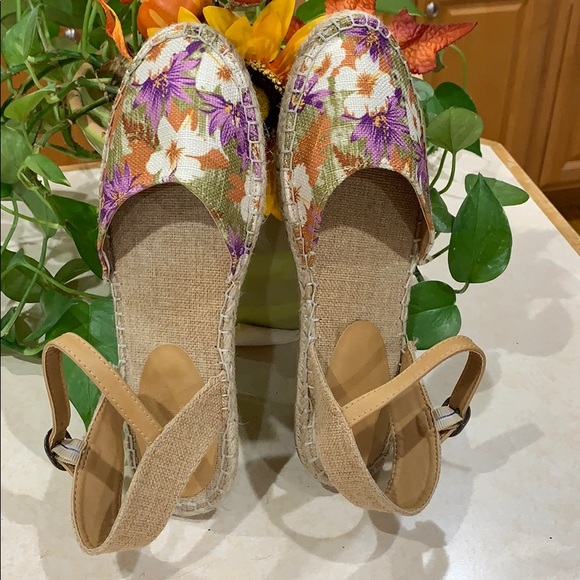 dolce by mojo moxy Shoes - DOLCE By MOJO MOXY